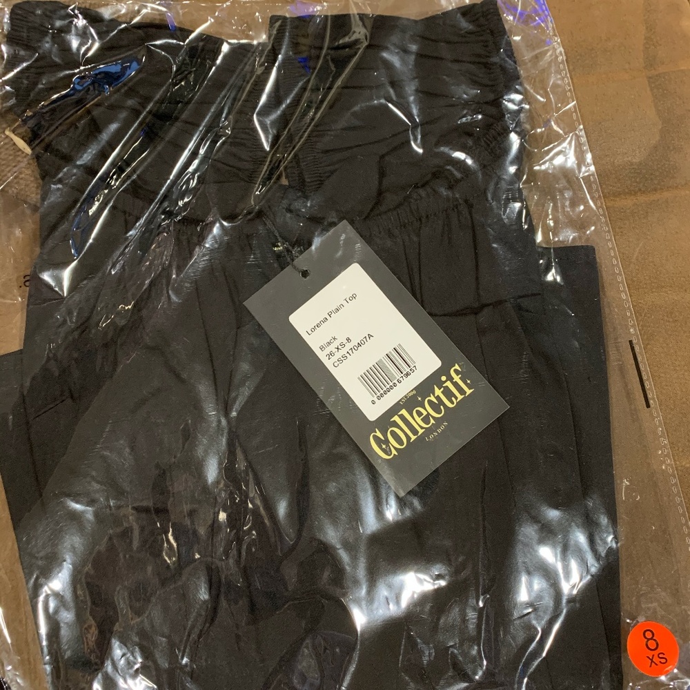 BRAND NEW in package Collectif Lorena Top